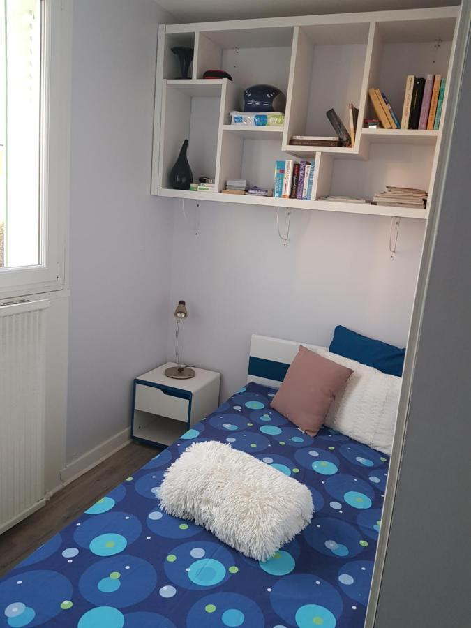 Chambres A Louer Dans Appartement Balcon - Wifi - Parking Gratuit Nevers Dış mekan fotoğraf