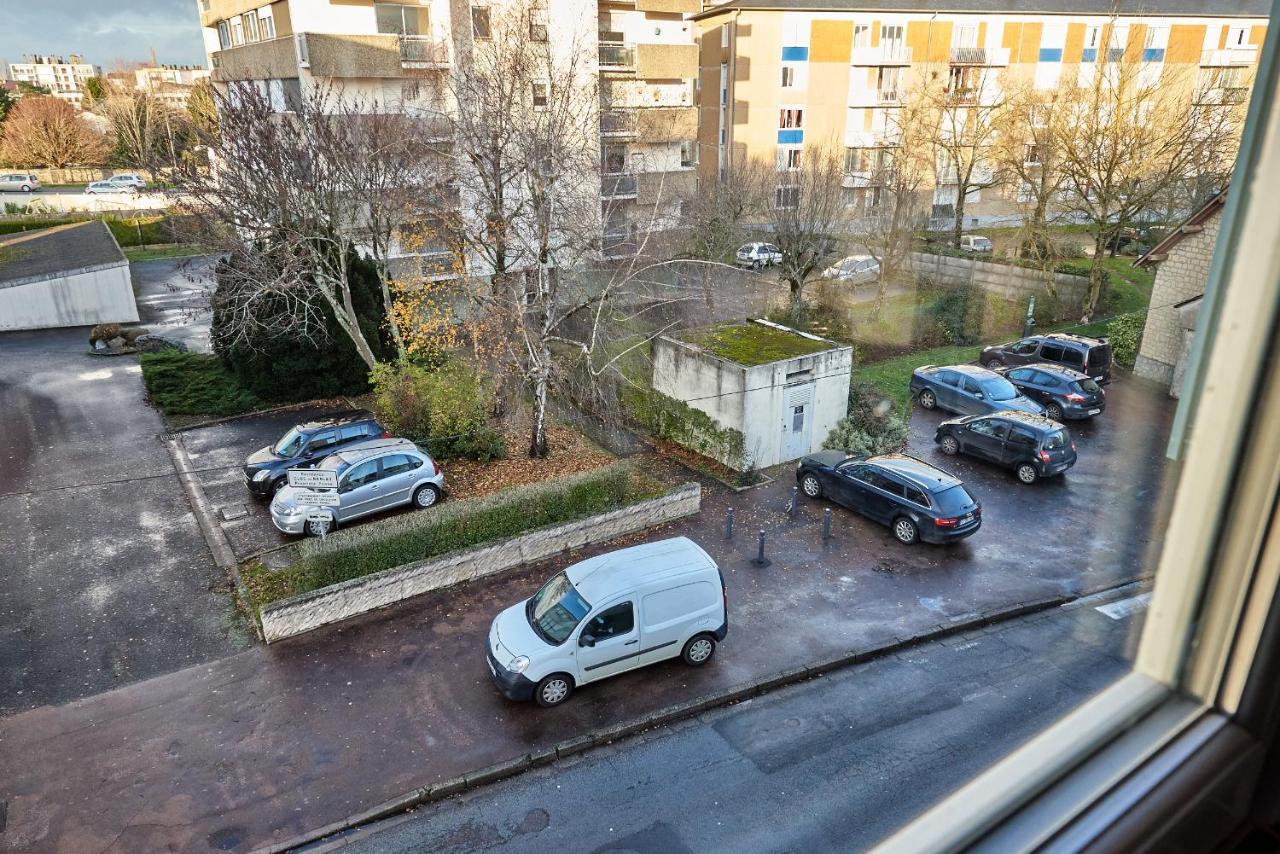 Chambres A Louer Dans Appartement Balcon - Wifi - Parking Gratuit Nevers Dış mekan fotoğraf
